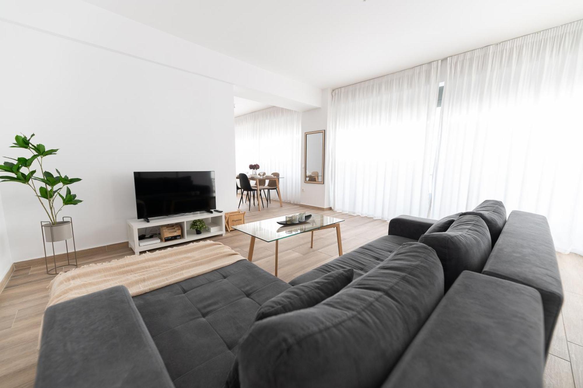 Stylish Spacious Apartment In Palaio Faliro Athens Luaran gambar